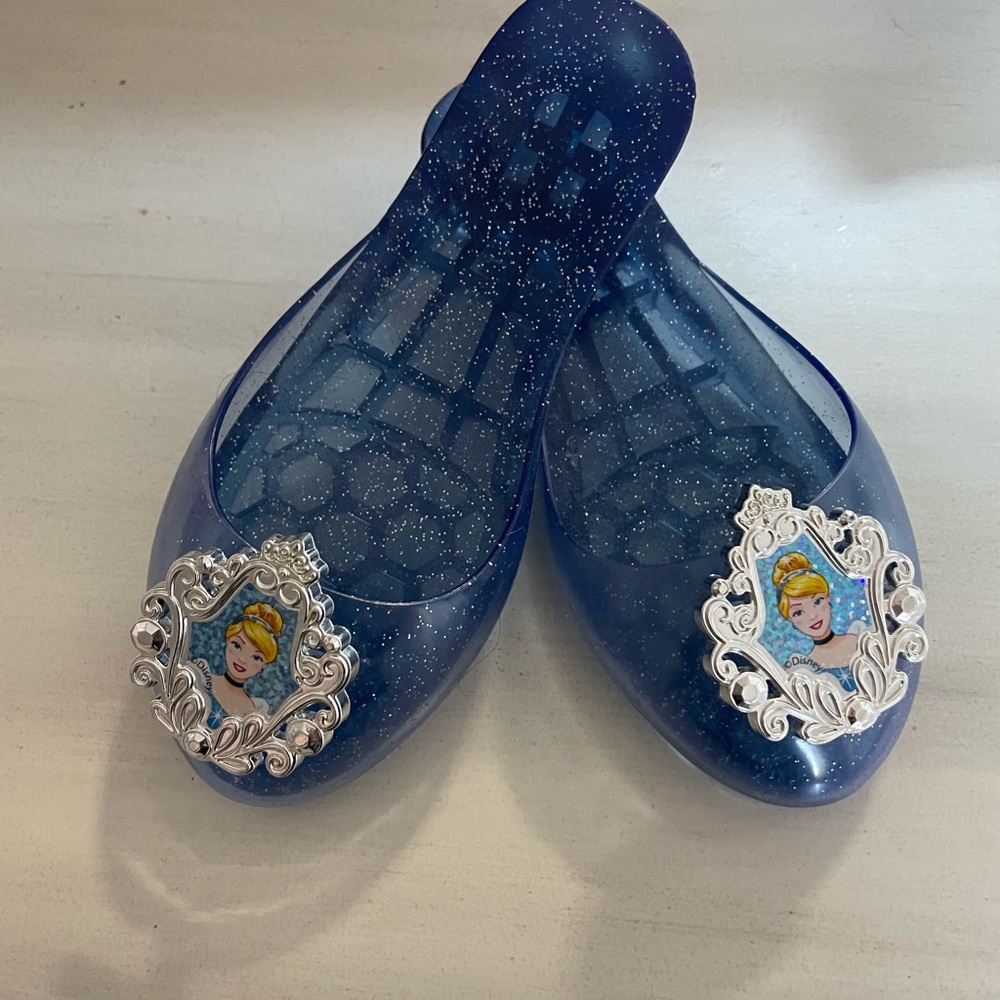 Authentic DISNEY CINDERELLA DRESS & SHOES - Picture 9 of 11